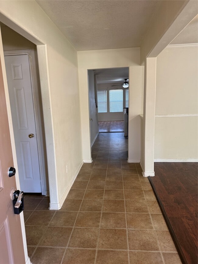 Photo - 1330 Reedpoint Dr