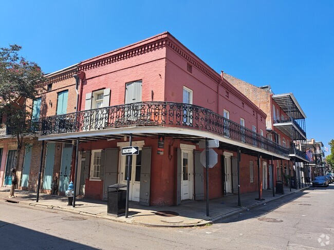 Building Photo - 945 Chartres St Unit 945 Rental