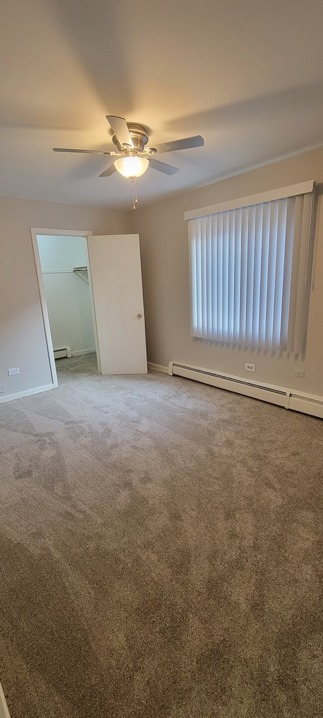 Maple Crossing Apartments Villa Park, IL