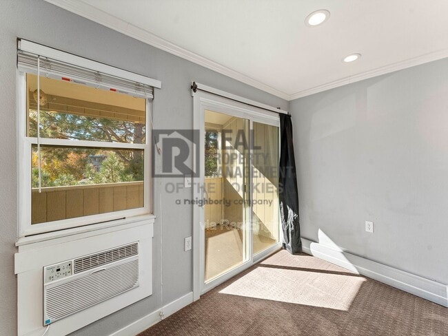 Photo - 512 E Monroe Dr Unit D427