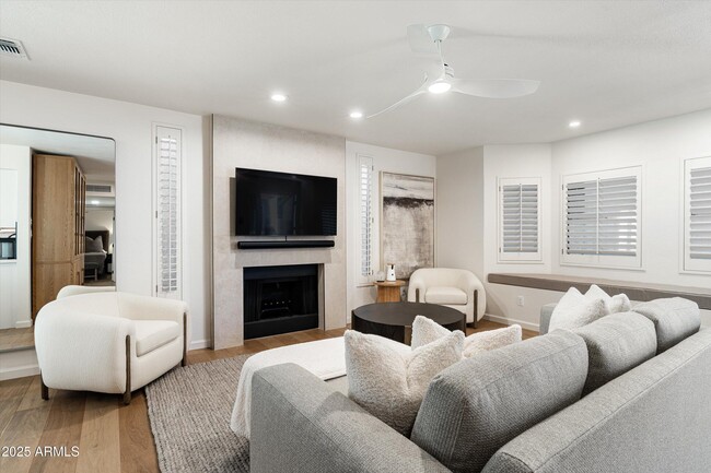 Photo - 11079 N 109th Pl