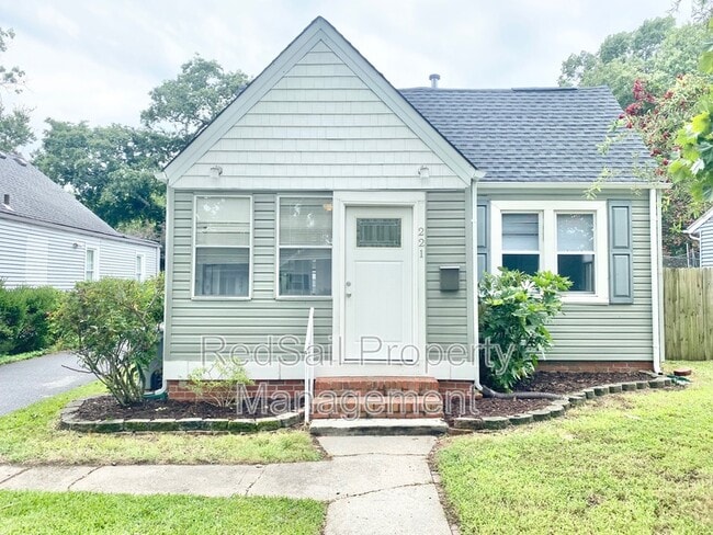 Photo - 221 Cherry Ave