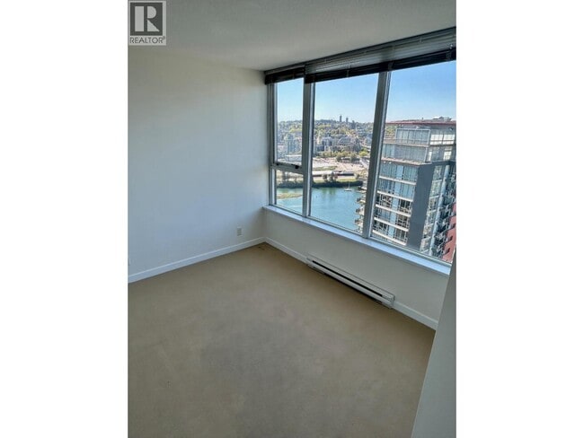 Photo - 33 Smithe St Unit 3005