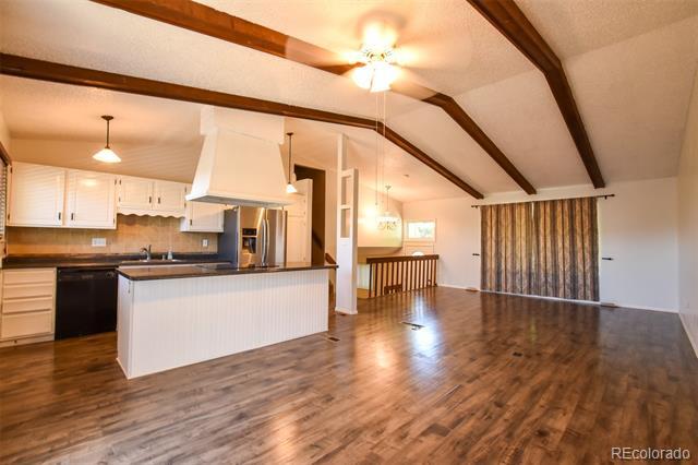 Photo - 4925 Hackamore Dr N