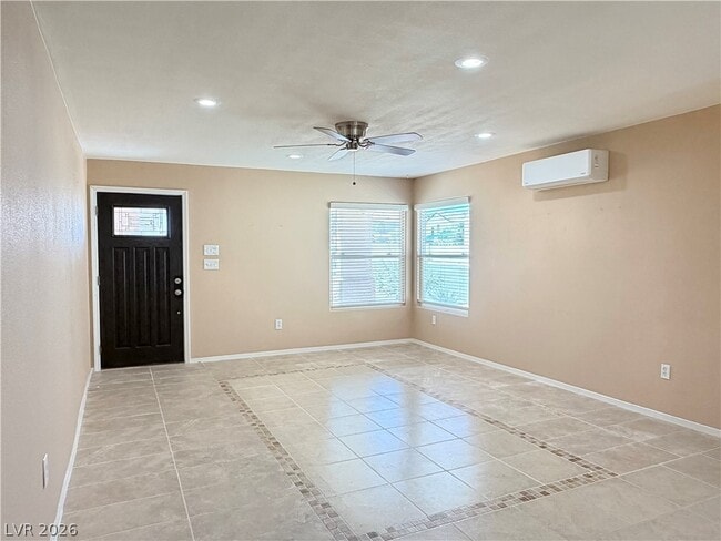 Photo - 7388 Standing Timber Way