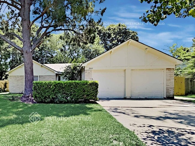 Building Photo - 19607 Horseshoe Lake Ln Rental
