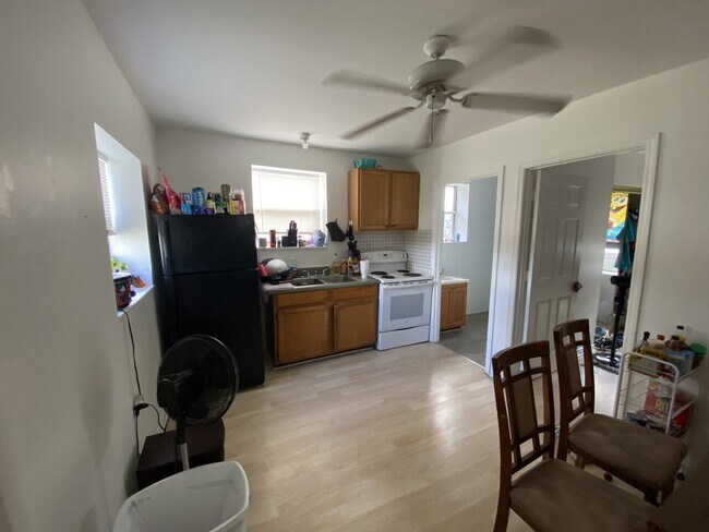 Photo - 12844 Florida Ave