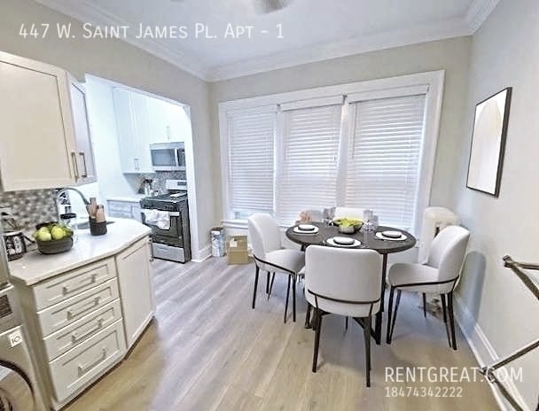 Photo - 447 W St James Pl Unit 1