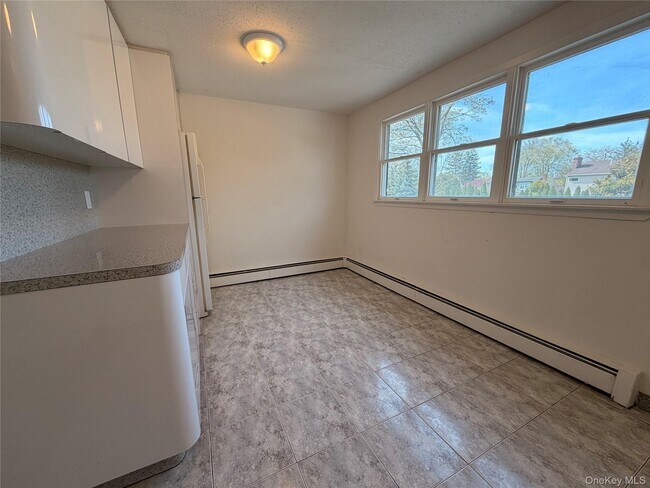 Photo - 3535 Park Ave