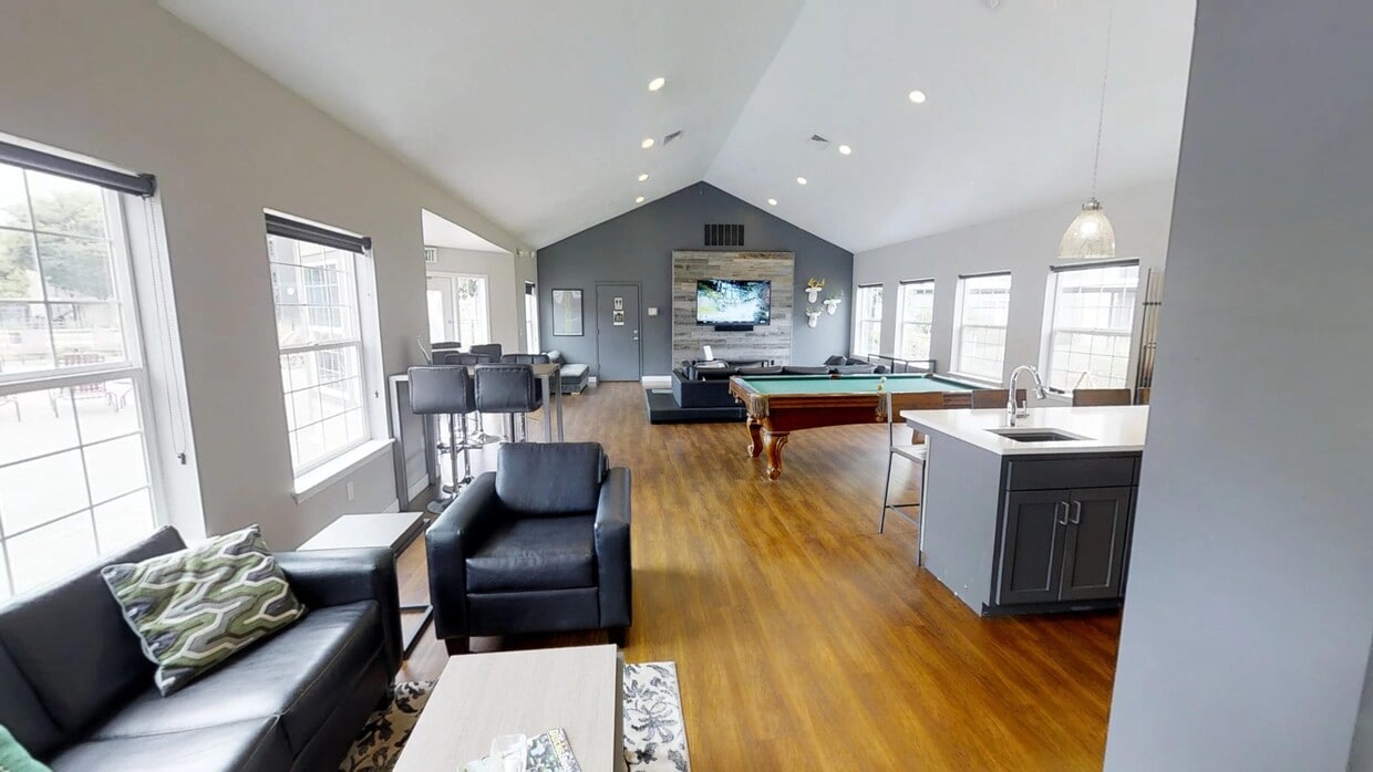 Photo - Stadium Park Apartments
