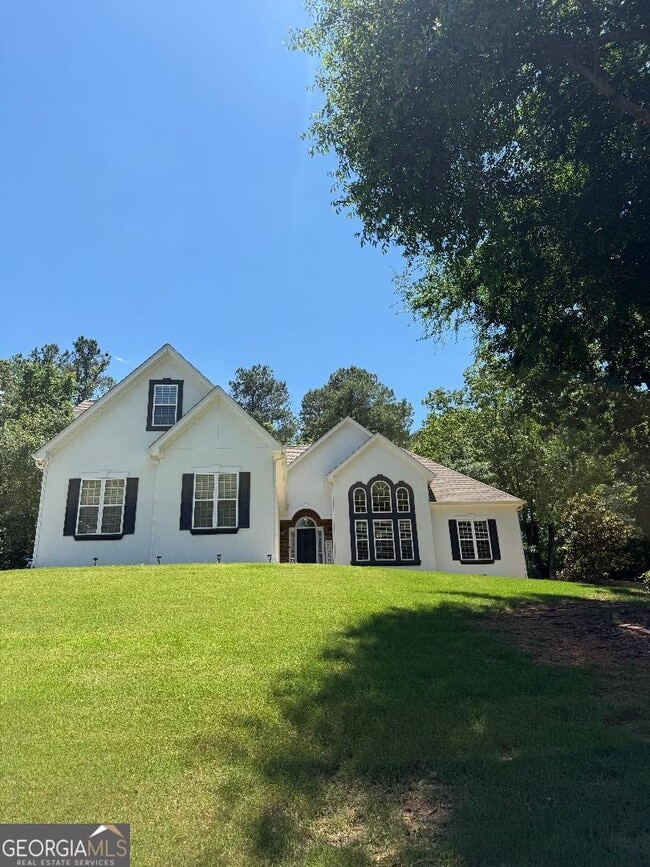 Photo - 110 Lyndhurst Way