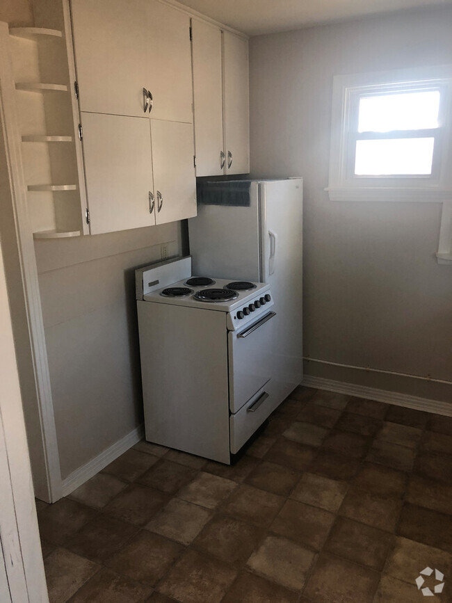 Building Photo - Cozy 1 bed, 1 bath single family Home