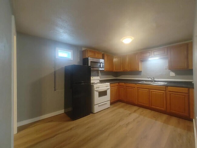 Photo - 1013 Elm Ave Unidad D