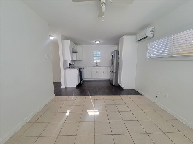 Photo - 6302 Jackson Dr