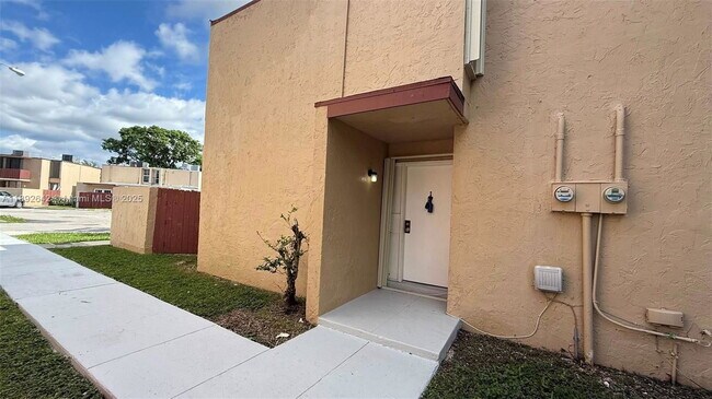 Photo - 20118 SW 123rd Dr