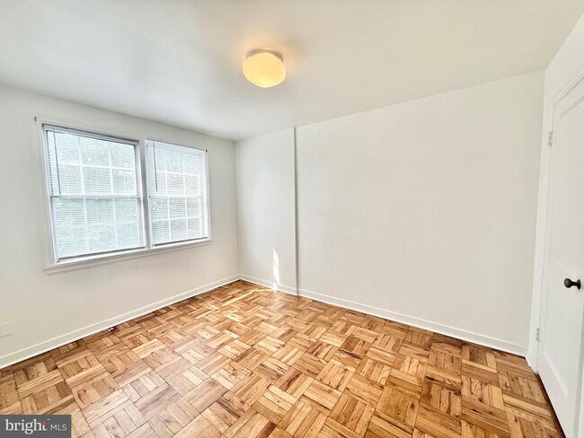 Photo - 1413 Belle View Blvd Unit B2