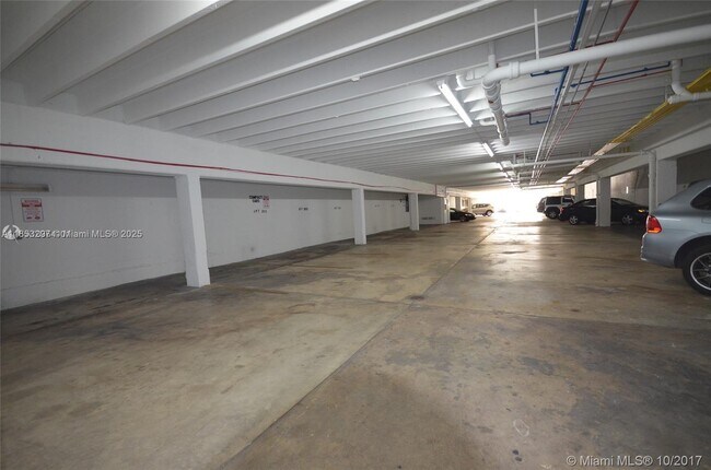 Photo - 524 Washington Ave Unit 310