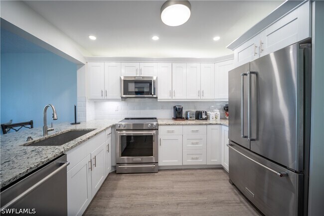 1086 Forest Lakes Dr Unidad 303