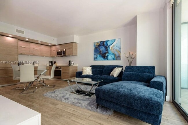 Building Photo - 1300 S Miami Ave Unit 3908