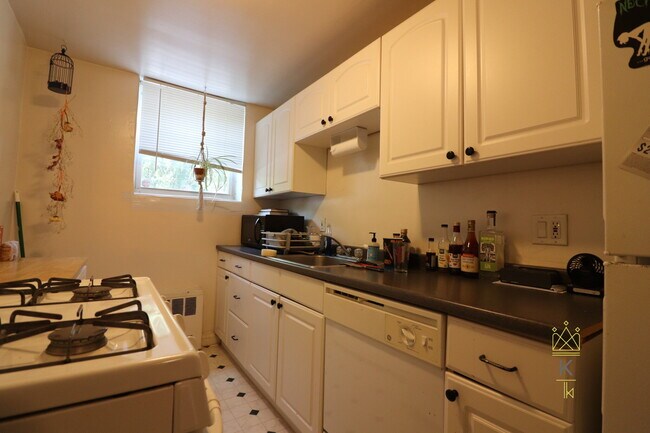 Photo - 49 Broadway Unit #2