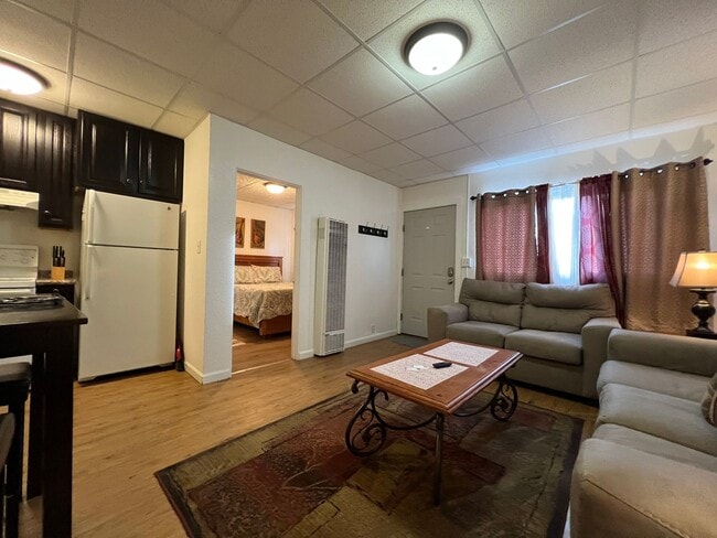 Photo - Fully FURNISHED Temporary, Extended Stay or Vacation Rental Unidad 1