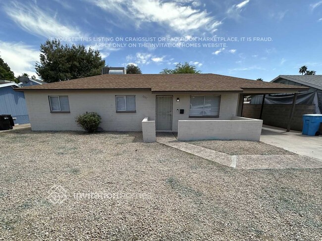 Photo - 3237 E Windsor Ave Casa