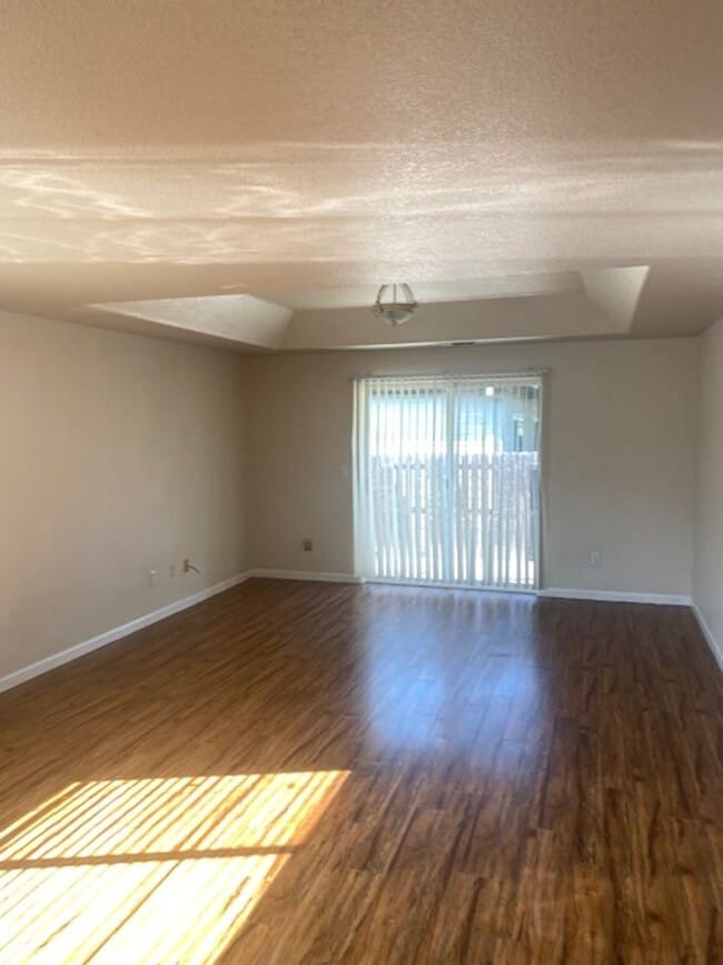 Photo - 2210-2214 ARLINGTON Unit 2214