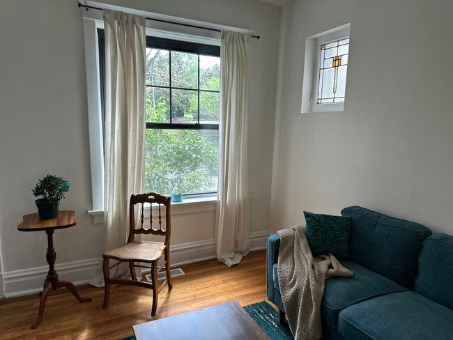 Photo - 2027-2029 Alfred Avenue, Unit 2029 B Unit 2029 B