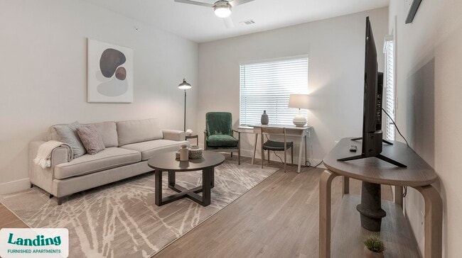 Building Photo - 3501 N Austin St Rental