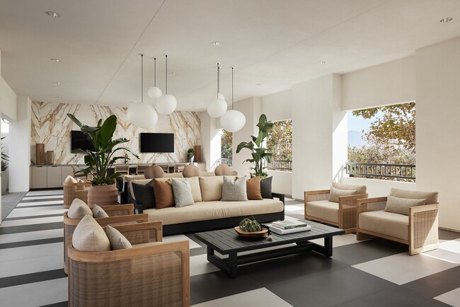 Photo - City Lights at Town Center