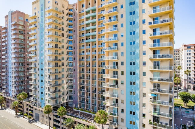 411 E Seaside Way Long Beach, CA, 90802 - Aqua Condominiums