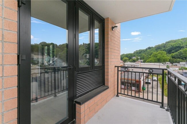 Photo - 1108 Brown St Unit 3K