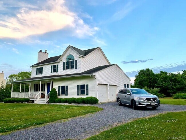 Photo - 265 Old Field Ct