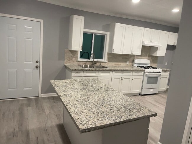 Photo - 3 bedrooms 2 baths - Only $1500 Per Month