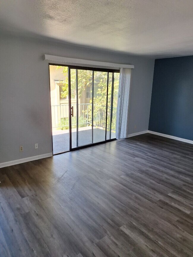 **Move in Special**, 2 Bed / 2 Bath in th... - **Move in Special**,  2 Bed / 2 Bath in th... Apartamento Unidad 59
