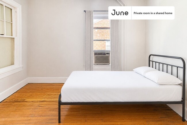 Building Photo - Room in Shared 6 bed/3 bath home in Brookland