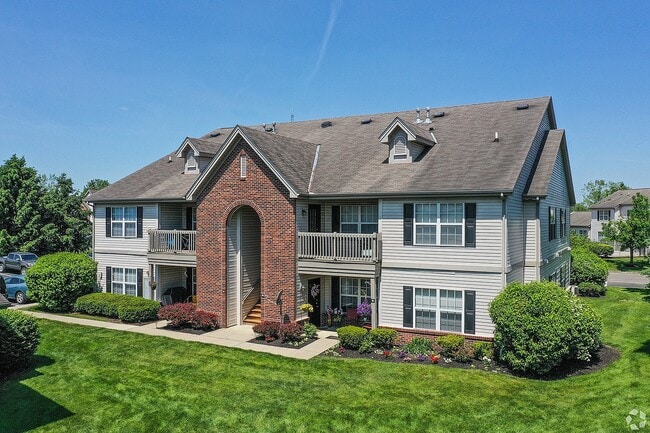 Building Photo - Pickerington Ridge