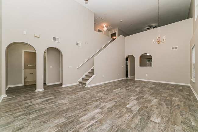 Photo - 17027 Ongar Ct