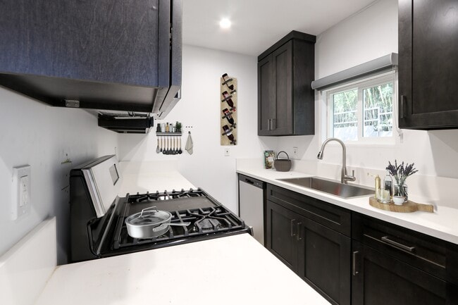 Photo - 410 Lucas Ave.