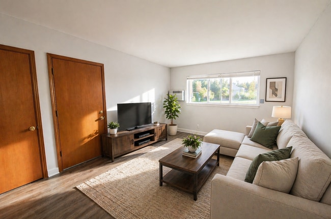 Building Photo - O-680 Lake Michigan Dr NW Unit O-680