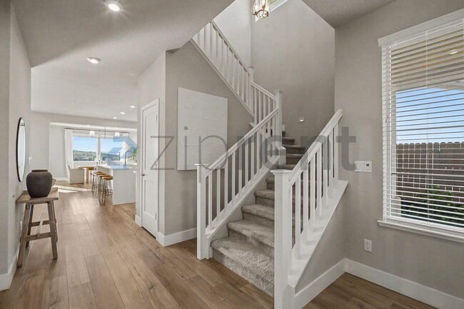 Photo - 1579 Seneca Cir