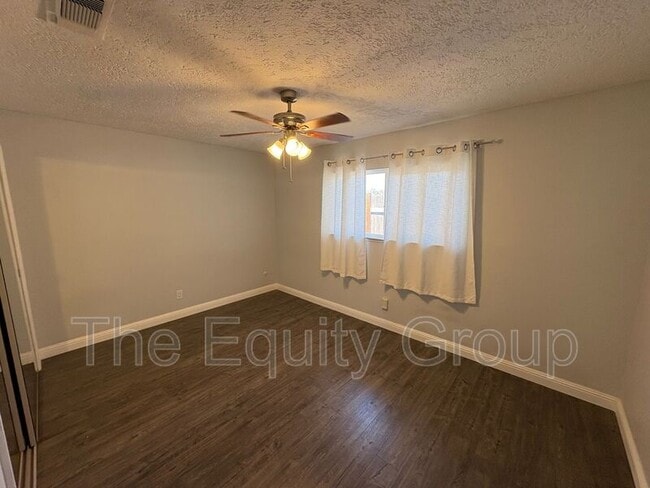 Photo - 473 W Deodar Ln