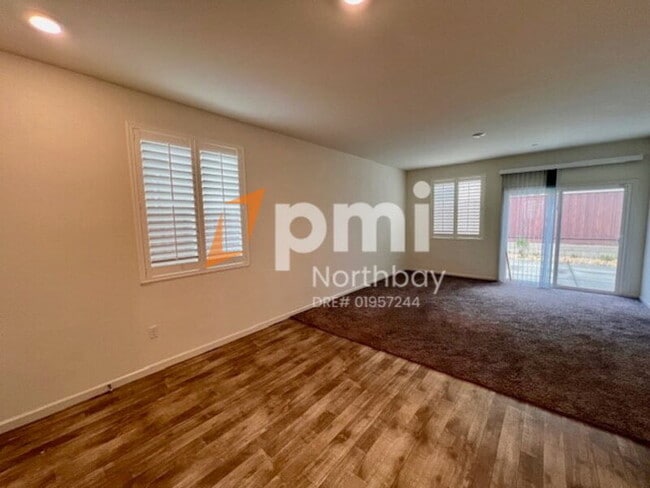 Photo - 1476 Descanso Ln