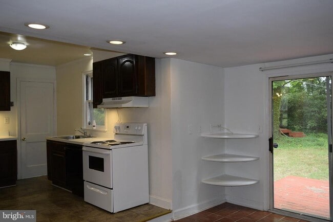 Photo - 4500 Franconia Rd