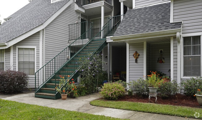 Riverview Villas
