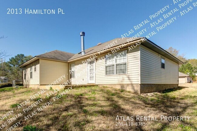 Photo - 2013 Hamilton Pl