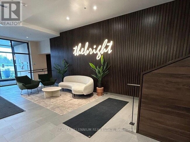 Photo - 741 King St W Unité 1006