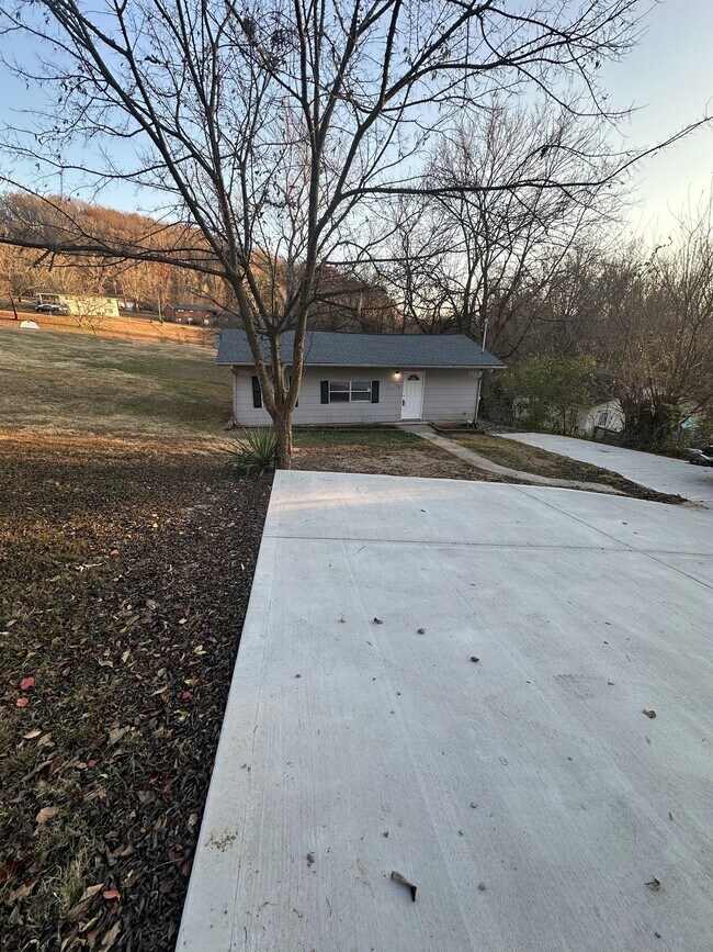 Photo - 408 Hassler Mill Rd