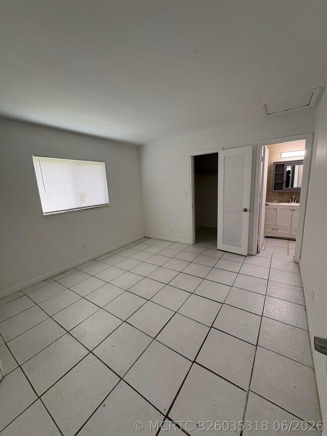 Photo - 4031 NW 30th Terrace Unit 1