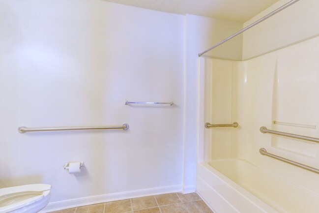 Photo - Meadowbrook Apartments